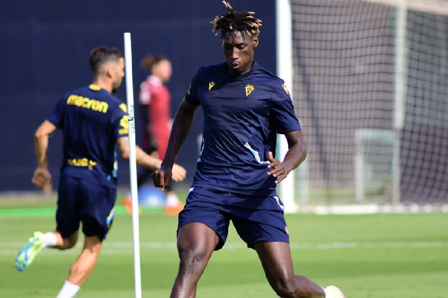 Momo Mbaye