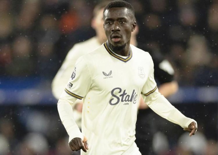 Idrissa Gana Gueye domine la Premier League avec le plus grand nombre de tacles cette saison