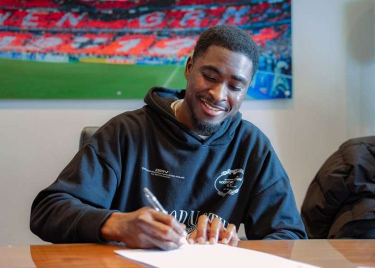 Donatien Gomis signe un nouveau contrat avec l’EA Guingamp