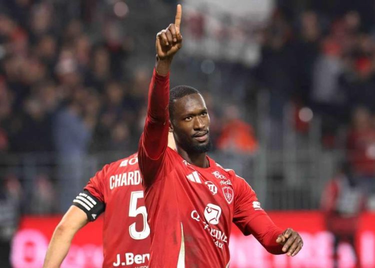 Un intérêt grandissant d’un club grec pour Abdallah Sima