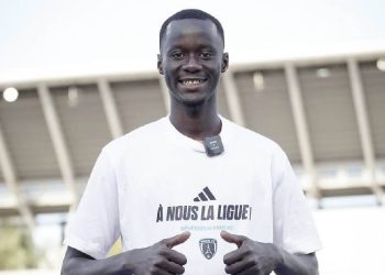 Moustapha Mbow au cœur des discussions sur son futur au Paris FC