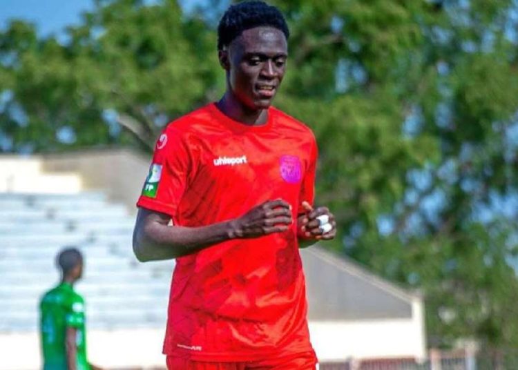 Victor Étienne Mendy.